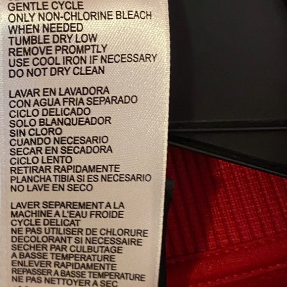 Umbro Men’s Red Medium Zip Up Blouson Jacket - Picture 5 of 6